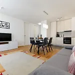 Modern Apartment For 2025\' Vacation In Zadar