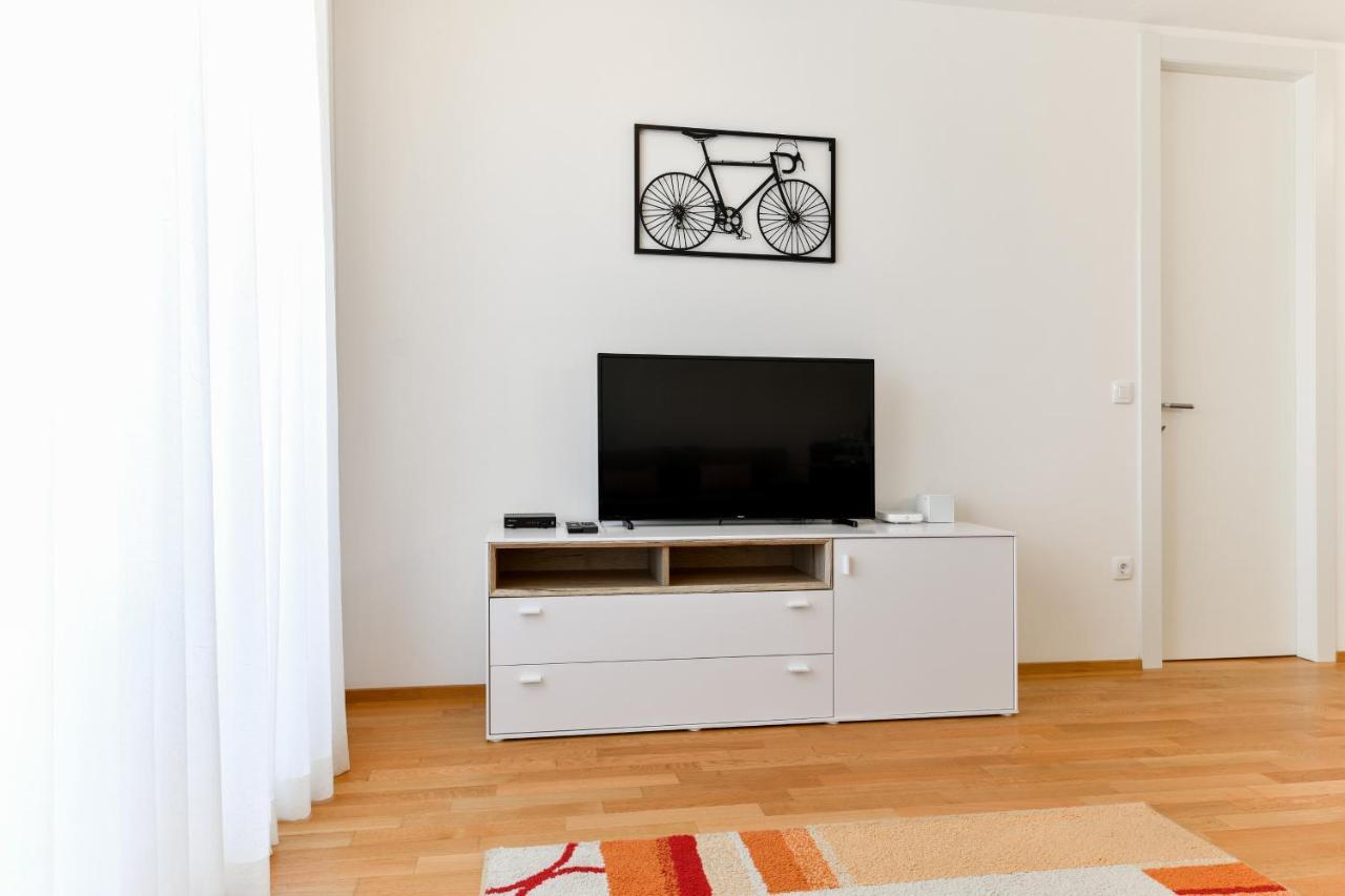Modern For 2025' Vacation In Apartment Zadar